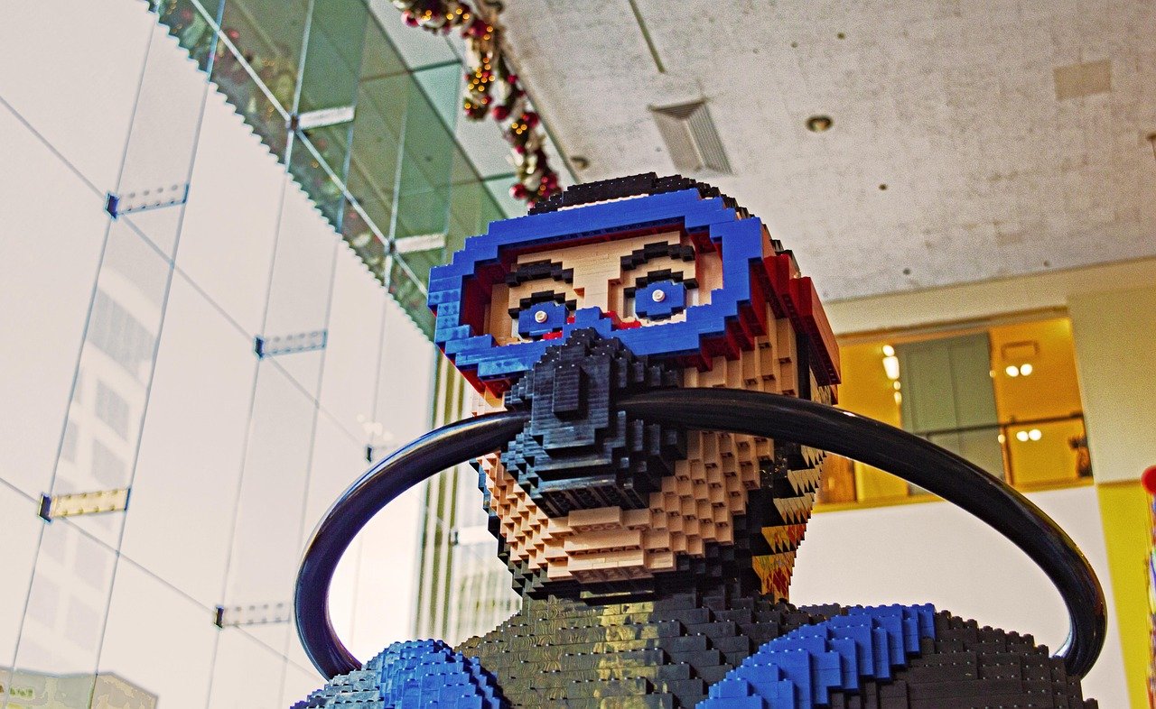 social-feed-img-03 legos, lego statue, lego sculpture, lego, statue, legoland, figure, assembled, lego diver, crown center kansas city, legos kansas city, diver, swimmer, scuba